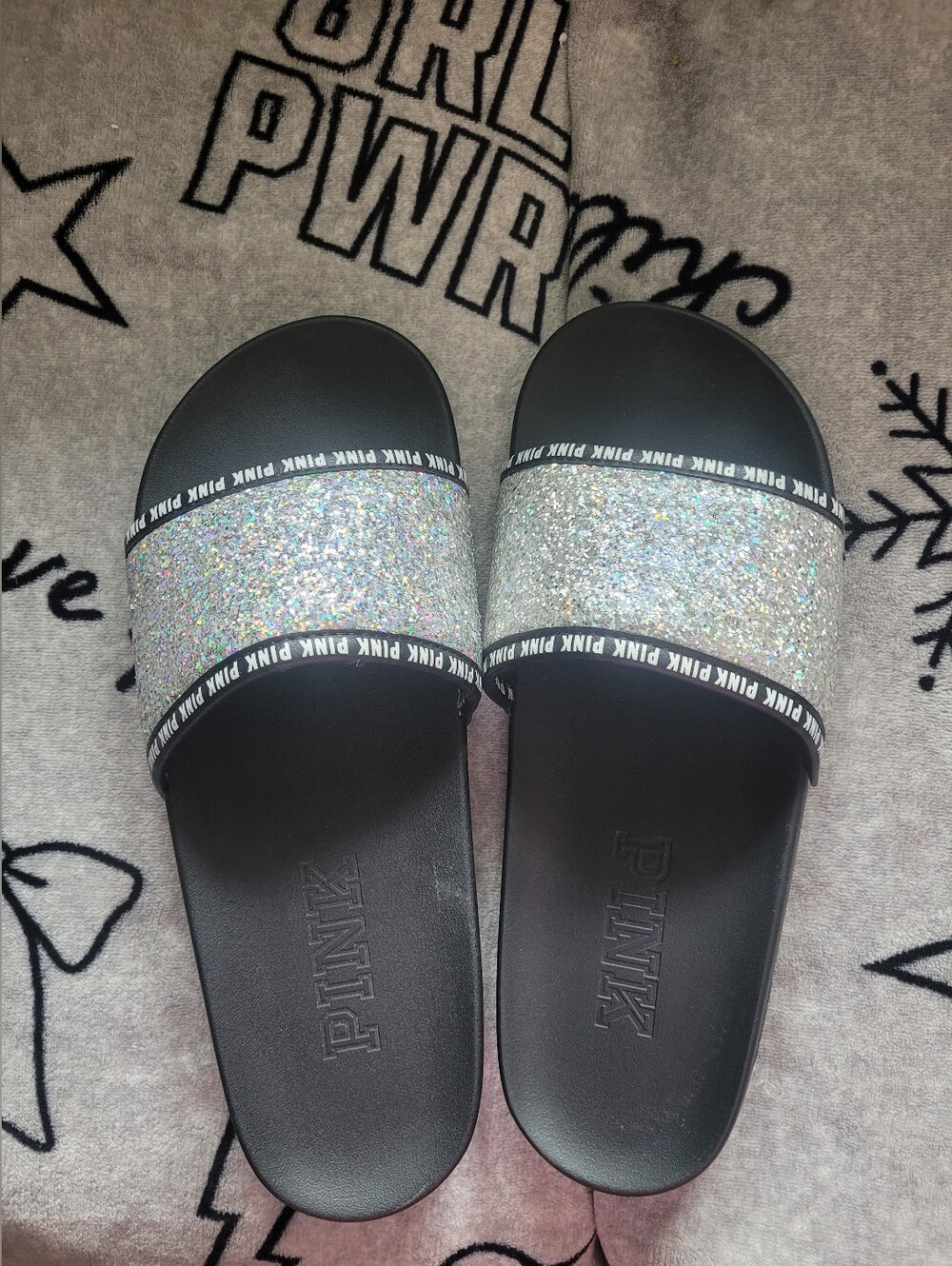 Nwt VS PINK slides Glitter Size L FIT 9/10